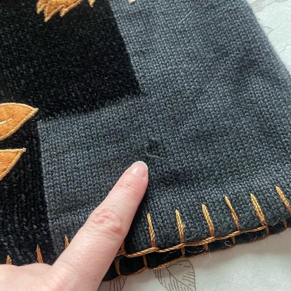 VTG 90s Patchwork Fall Leaves Button Cardigan 1X Black Halloween Thanksgiving - Picture 7 of 12